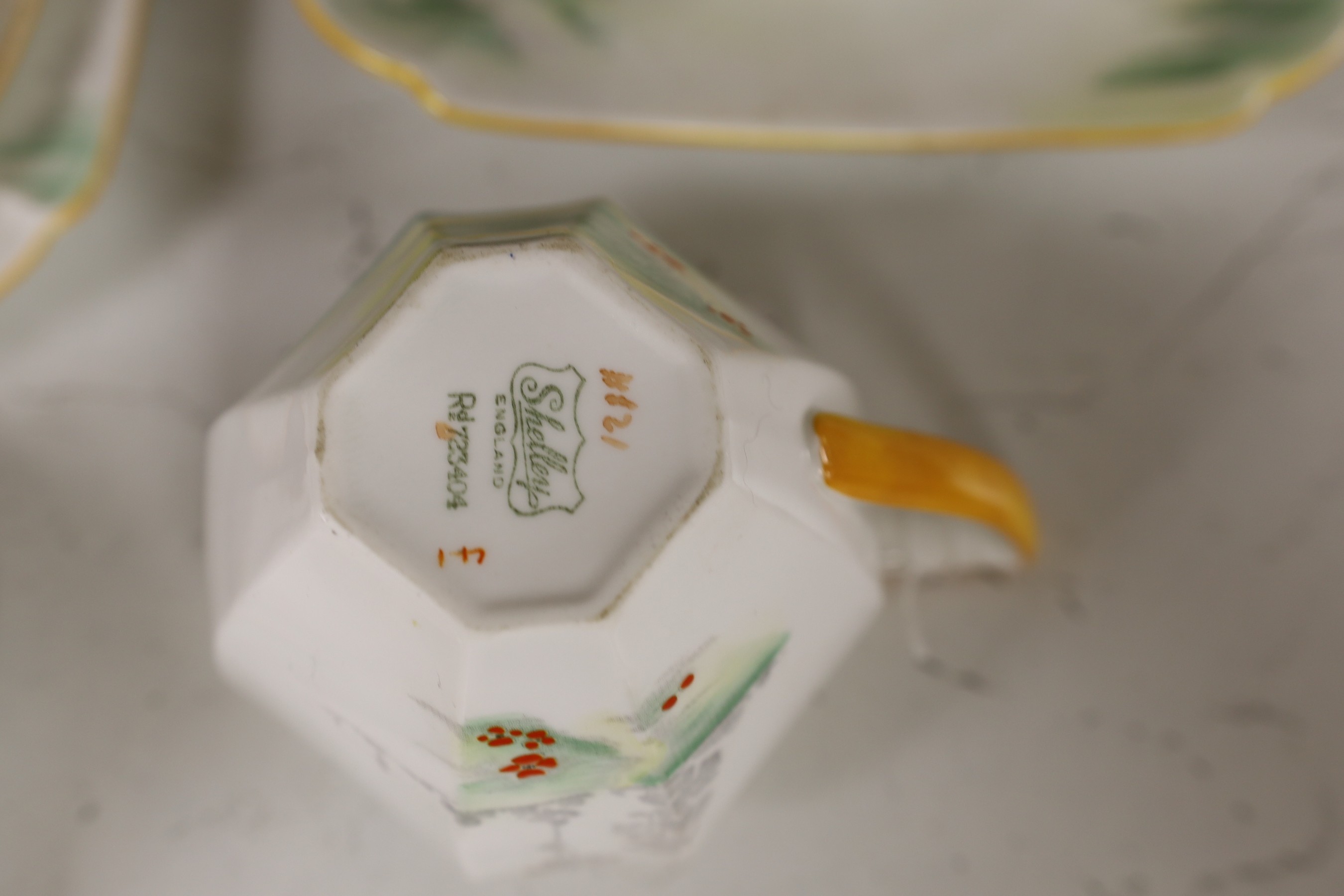 A Shelley Queen Anne Cottage 2 11621 part tea set